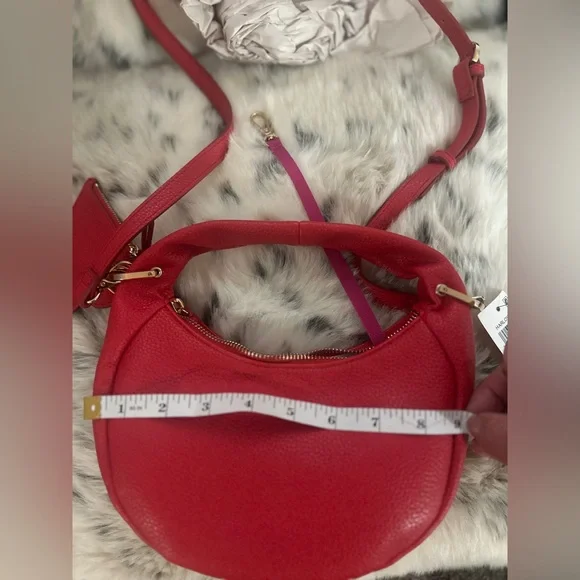 NWT On 34th Small Crescent Crossbody Purse - Picture 7 of 8